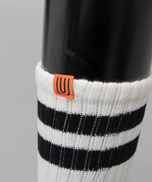 UNIVERSAL OVERALL（ユニバーサルオーバーオール）の「UNIVERSAL OVERALL / ユニバーサルオーバーオール / ライン クルーソックス / スニーカーソックス（ソックス/靴下・メンズ・ホワイト系その他/ホワイト系その他2/ホワイト系その他3・FREE）」の8枚目の写真