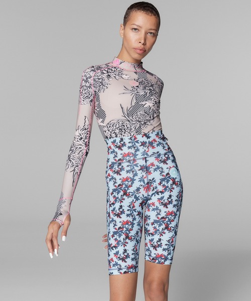 adidas by Stella McCartney（アディダスバイステラマッカートニー）の「【adidas by Stella McCartney】 TruePurpose  全面プリント柄 サイクリングタイツ [TruePurpose]（レギンス/スパッツ・レディース・ホワイト系その他/ブルー・X-LARGE/LARGE/MEDIUM/SMALL）」の5枚目の写真