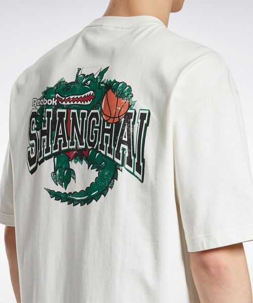 Reebok(リーボック)の「クラシックス バスケットボール ショートスリーブ Tシャツ / Classics Basketball Short Sleeve T-Shirt(Tシャツ/カットソー・メンズ・アイボリー・SMALL/MEDIUM/LARGE/X-LARGE/XX-LARGE/XXX-LARGE/XXXX-LARGE)」の9枚目の写真