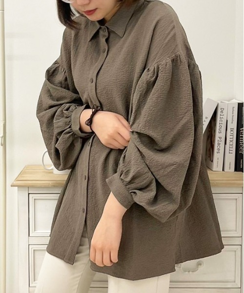 apres jour(アプレジュール)の「リップルクロスルーズシャツ【ZOZOTOWN限定アイテム】(シャツ/ブラウス・レディース・ライトベージュ/ブラウン系その他/カーキ・フリー/X-LARGE)」の2枚目の写真