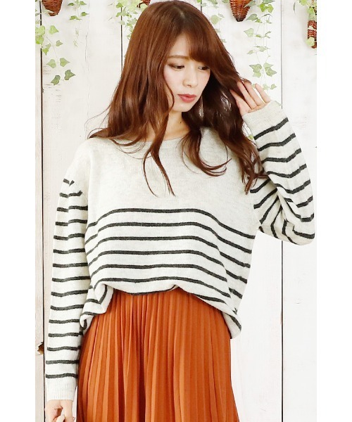 ElegChic(エレグシック)の「クラシックボーダーニット(ニット/セーター・レディース・ホワイト/グレー・XL/4L/M)」の2枚目の写真