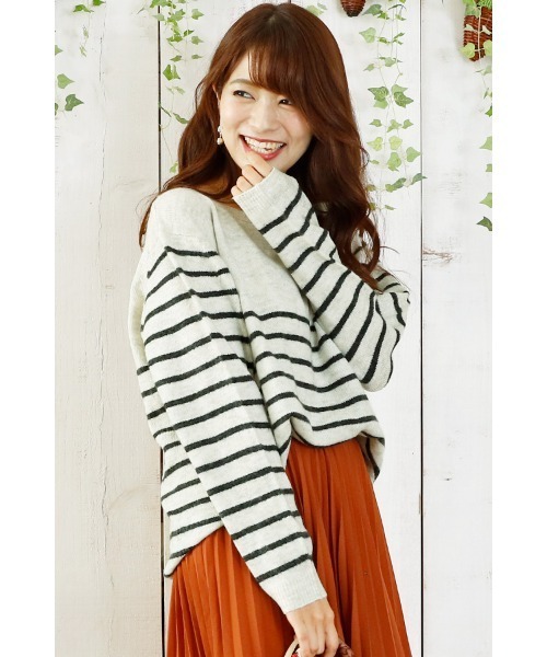 ElegChic(エレグシック)の「クラシックボーダーニット(ニット/セーター・レディース・ホワイト/グレー・XL/4L/M)」の7枚目の写真