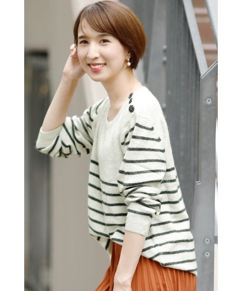 ElegChic(エレグシック)の「クラシックボーダーニット(ニット/セーター・レディース・ホワイト/グレー・XL/4L/M)」の9枚目の写真