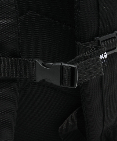 YAKPAK（ヤックパック）の「【YAKPAK】ヤックパック フラップBIGリュック（バックパック/リュック・メンズ・ブラック/オリーブ/スカイブルー/ベージュ・FREE）」の8枚目の写真