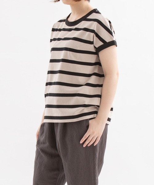 nop de nod(ノップドゥノッド)の「USコットンフレンチスリーブTシャツ(Tシャツ/カットソー・レディース・スミクロ/オフホワイト/ダークブルー/ダークグレー/ブルー/ブラック/ダークベージュ/グレイッシュブルー/インディゴブルー・3)」の19枚目の写真
