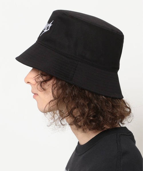 AZS TOKYO（アザストーキョー）の「AZS TOKYO/アザストーキョー/"THRASH METAL" LOGO BUCKET (BLACKxWHITE)（ハット・メンズ・ブラック・FREE）」の6枚目の写真