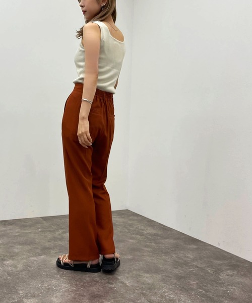 apres jour mignon（アプレジュールミニョン）の「スクエアネックニットタンク【ZOZOTOWN限定アイテム】（タンクトップ・レディース・ブラック/アイボリー/グリーン系その他/オレンジ系その他/ライトベージュ・フリー/X-LARGE）」の10枚目の写真