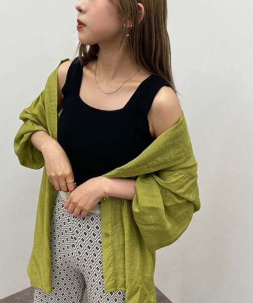 apres jour mignon（アプレジュールミニョン）の「スクエアネックニットタンク【ZOZOTOWN限定アイテム】（タンクトップ・レディース・ブラック/アイボリー/グリーン系その他/オレンジ系その他/ライトベージュ・フリー/X-LARGE）」の11枚目の写真