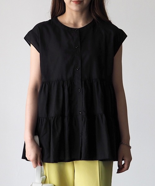 Riberry(リベリー)の「フレンチティアードブラウス(シャツ/ブラウス・レディース・オフホワイト/ブラック/ベージュ・MEDIUM)」の15枚目の写真