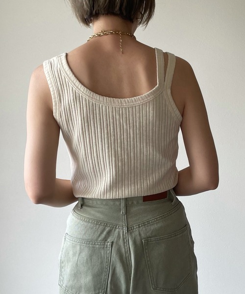 y/m by misato（イムバイミサト）の「片割れリブタンク（タンクトップ・レディース・ブラック/オフホワイト/モカ/イエロー系その他・FREE）」の6枚目の写真