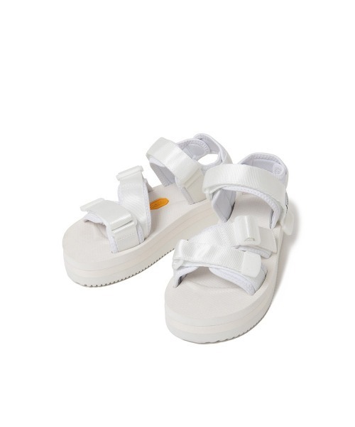 【関税込み】Suicoke ホワイト MOTO-VPO サンダル suicoke（スイコック）の「スイコック SUICOKE / KISEE-VPO