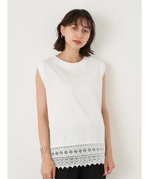 earth music&ecology（アースミュージックアンドエコロジー）の「スリーブレス裾レースチュニック ＊（チュニック・レディース・オフホワイト・FREE）」の2枚目の写真