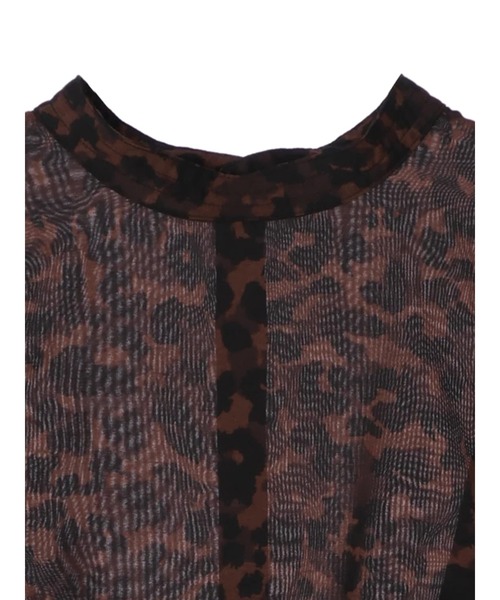 YECCA VECCA（イェッカヴェッカ）の「2wayレオパードプリントロングシャツ　＊（シャツ/ブラウス・レディース・ブラウン・FREE）」の11枚目の写真