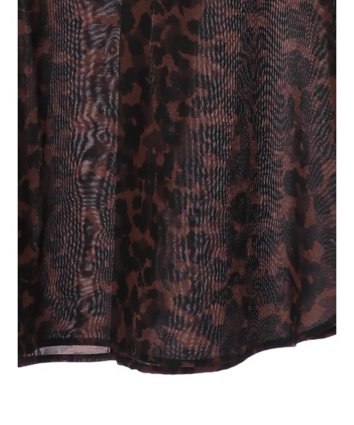 YECCA VECCA（イェッカヴェッカ）の「2wayレオパードプリントロングシャツ　＊（シャツ/ブラウス・レディース・ブラウン・FREE）」の3枚目の写真