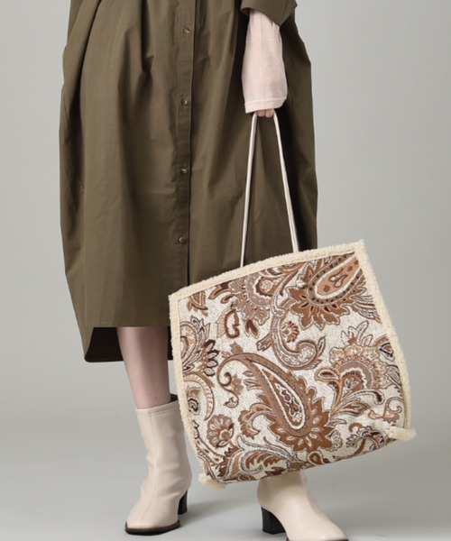 INTERPLANET(インタープラネット)の「ゴブラン*ボアリバーシブルBAG(トートバッグ・レディース・アイボリー/ブラウン・フリー)」の18枚目の写真