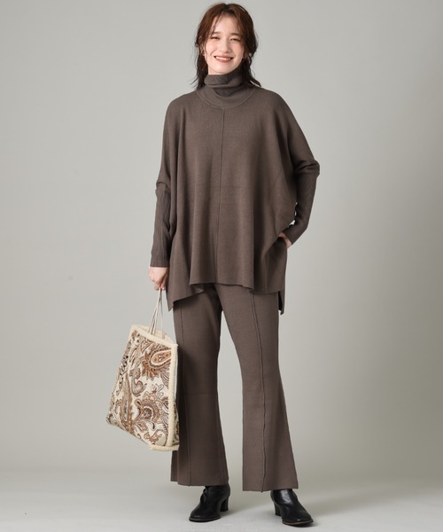 INTERPLANET(インタープラネット)の「ゴブラン*ボアリバーシブルBAG(トートバッグ・レディース・アイボリー/ブラウン・フリー)」の15枚目の写真