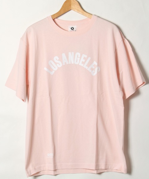 ALWAYS GOOD TIME(オルウェイズグッドタイム)の「【QUE/キュー】USAコットン アーチロゴプリントTシャツ(Tシャツ/カットソー・メンズ・ホワイト/ブラック/ネイビー/サックスブルー/ピンク/オレンジ/レモンイエロー・M/L/XL)」の7枚目の写真