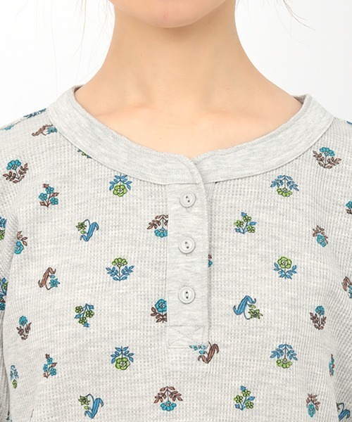 チチカカ（チチカカ）の「ブロックフラワーワッフルロングＴシャツ（Tシャツ/カットソー・レディース・ホワイト/ブルー/ライトグレー・FREE）」の20枚目の写真