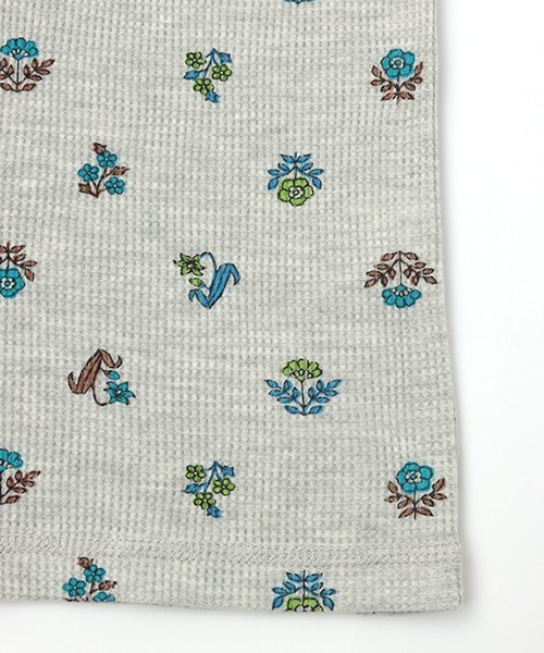 チチカカ（チチカカ）の「ブロックフラワーワッフルロングＴシャツ（Tシャツ/カットソー・レディース・ホワイト/ブルー/ライトグレー・FREE）」の9枚目の写真