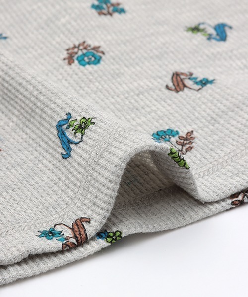 チチカカ（チチカカ）の「ブロックフラワーワッフルロングＴシャツ（Tシャツ/カットソー・レディース・ホワイト/ブルー/ライトグレー・FREE）」の11枚目の写真