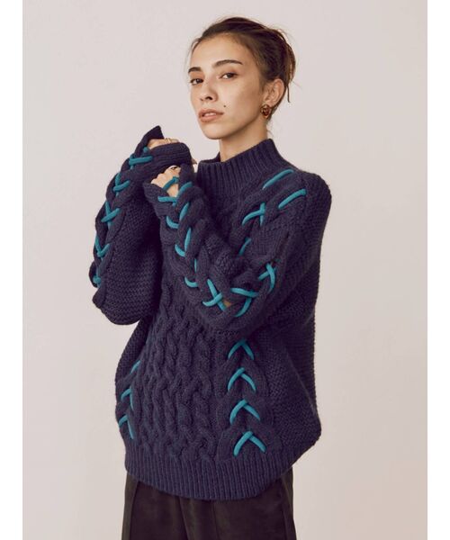 EVRIS（エヴリス）の「レースアップケーブルニット（ニット/セーター・レディース・ブラック/ネイビー・FREE）」の12枚目の写真