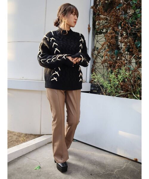 EVRIS（エヴリス）の「レースアップケーブルニット（ニット/セーター・レディース・ブラック/ネイビー・FREE）」の20枚目の写真