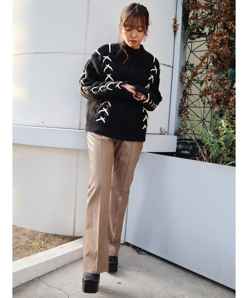 EVRIS（エヴリス）の「レースアップケーブルニット（ニット/セーター・レディース・ブラック/ネイビー・FREE）」の21枚目の写真