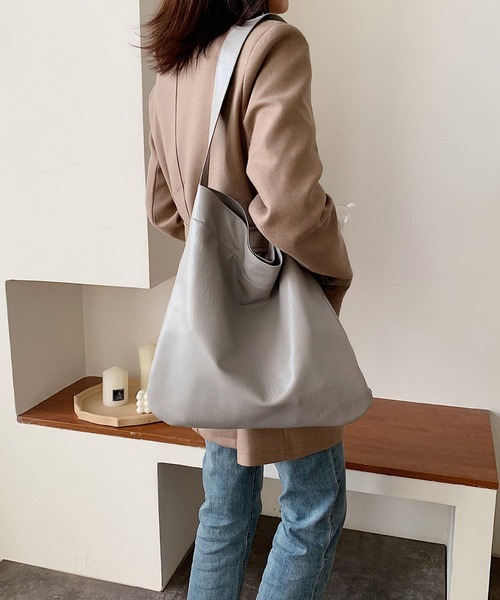 TABI PAL（タビパル）の「柔らかい　大容量　ショルダーバッグ（ショルダーバッグ・レディース・ブラック/グレー/ブラウン/ワインレッド・FREE）」の5枚目の写真