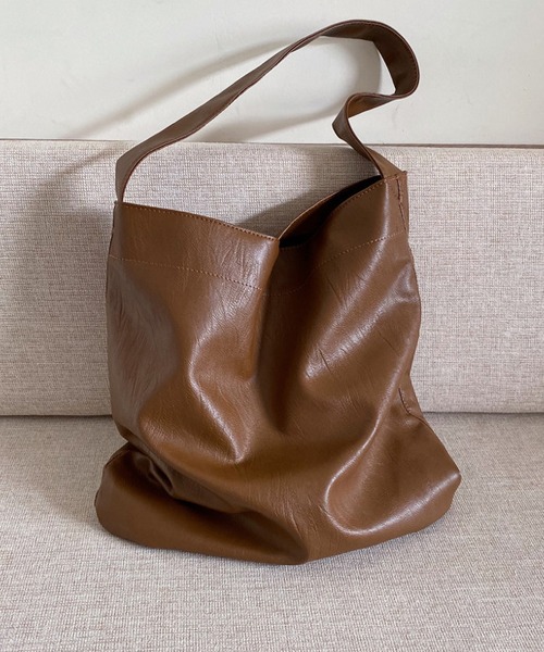 TABI PAL（タビパル）の「柔らかい　大容量　ショルダーバッグ（ショルダーバッグ・レディース・ブラック/グレー/ブラウン/ワインレッド・FREE）」の14枚目の写真