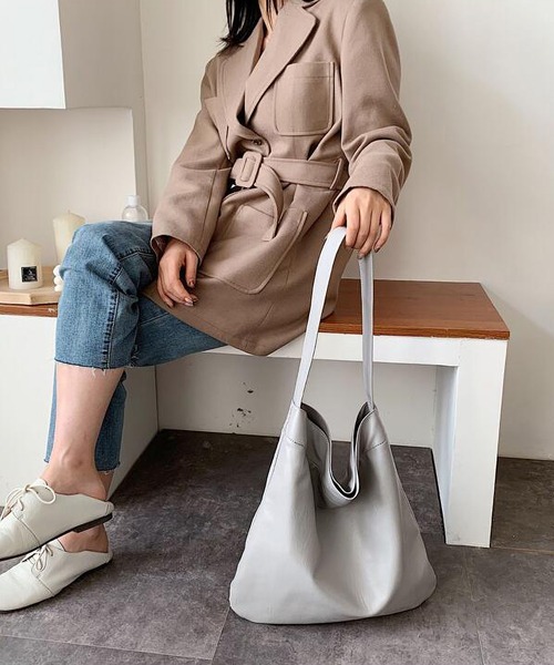 TABI PAL（タビパル）の「柔らかい　大容量　ショルダーバッグ（ショルダーバッグ・レディース・ブラック/グレー/ブラウン/ワインレッド・FREE）」の21枚目の写真