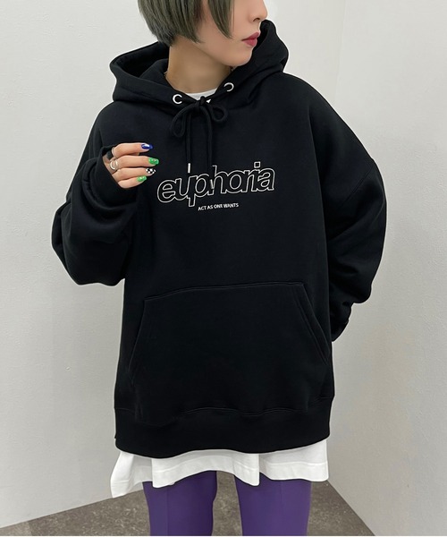 apres jour mignon(アプレジュールミニョン)の「ロゴフーディー 【ZOZOTOWN限定アイテム】【9PO】(パーカー・レディース・ブラック/アイボリー/オートミール/ダークブルー・X-LARGE/フリー)」の3枚目の写真