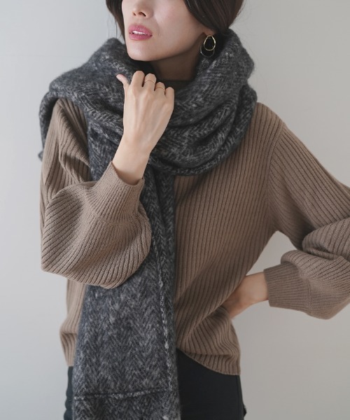 Futier land(フューティアランド)の「ポケット付きツイード風フェイクウールマフラー(マフラー・レディース・ブラック/ブラウン・FREE)」の22枚目の写真