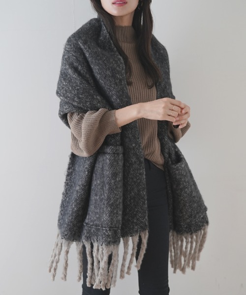 Futier land(フューティアランド)の「ポケット付きツイード風フェイクウールマフラー(マフラー・レディース・ブラック/ブラウン・FREE)」の19枚目の写真