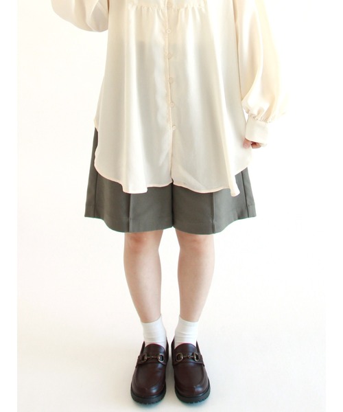 ehka sopo（エヘカソポ）の「ハイウエストショートパンツ（その他パンツ・レディース・ベージュ/カーキ/チャコール・ﾌﾘ-）」の3枚目の写真