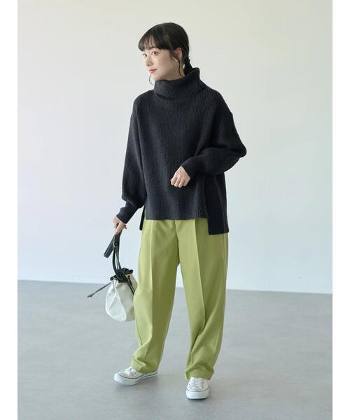 earth music&ecology(アースミュージックアンドエコロジー)の「畦タートルチュニック*(ニット/セーター・レディース・ブラック/オフホワイト/マスタード・FREE)」の16枚目の写真