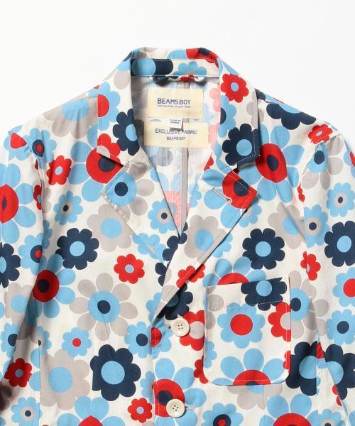 BEAMS BOY（ビームスボーイ）の「BEAMS BOY / フラワー 3ボタン ジャケット（テーラードジャケット・レディース・ホワイト/ネイビー・ONE SIZE）」の4枚目の写真