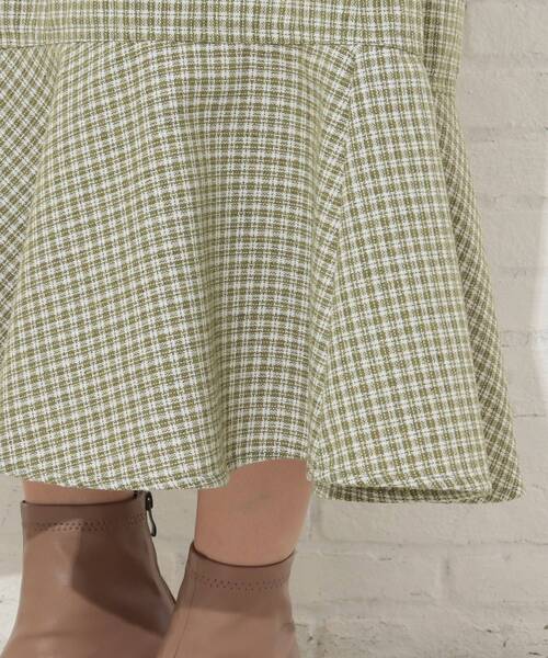 Cutie Blonde（キューティーブロンド）の「◆【S-L】チェック柄マーメイドスカート（スカート・レディース・ブラック系1/黄緑系2・01/02/03）」の7枚目の写真