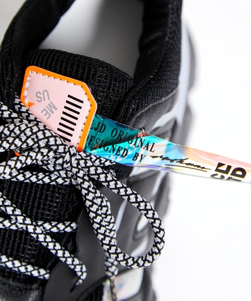 babyShoop（ベイビーシュープ）の「オーロラデザイン厚底スニーカー（スニーカー・レディース・ブラック・MEDIUM/LARGE/X-LARGE/XX-LARGE）」の4枚目の写真