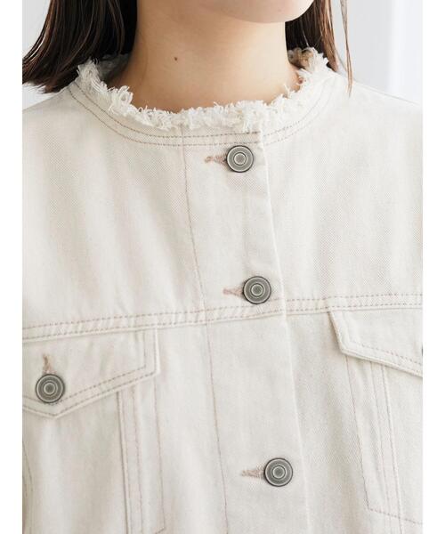 Green Parks(グリーンパークス)の「ノーカラーデニムジャケット*(ブルゾン・レディース・ホワイト系その他2/インディゴブルー/ワンウォッシュ・FREE)」の15枚目の写真