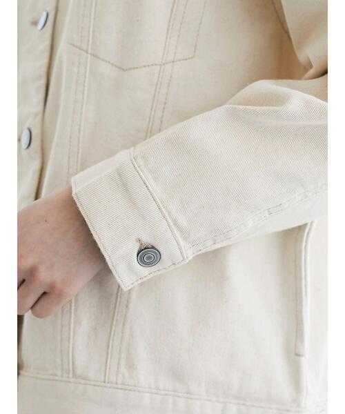 Green Parks(グリーンパークス)の「ノーカラーデニムジャケット*(ブルゾン・レディース・ホワイト系その他2/インディゴブルー/ワンウォッシュ・FREE)」の17枚目の写真