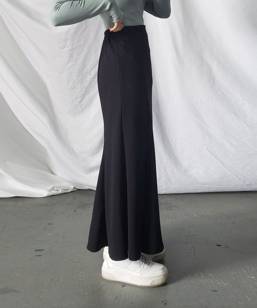 me+em select（ミームセレクト）の「※【 新色追加／９色展開 】ハイウエストカラーロングマーメイドスカート（スカート・レディース・ブルー/イエロー系その他/グリーン/アイボリー/オレンジ/ブラック/ダークグリーン/パープル/ラベンダー・MEDIUM）」の13枚目の写真