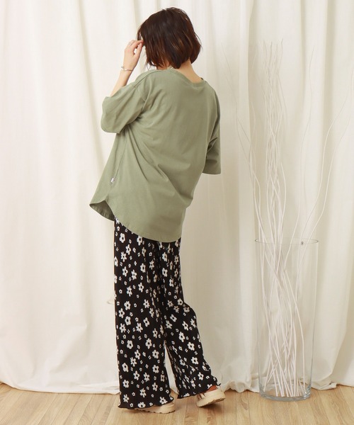 libelle more（リベル モア）の「USAコットン　ポケット付きビッグTシャツ（Tシャツ/カットソー・レディース・ブラック/オフホワイト/カーキ/サックスブルー/モカ/チャコール・M）」の22枚目の写真