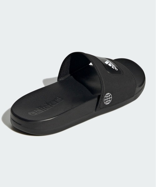 adidas（アディダス）の「アディダス アディレッタ コンフォート × LEGO サンダル / adidas Adilette Comfort × LEGO Slides / アディダス（キッズ/子供用）（サンダル・キッズ・レッド/ブラック×イエロー/ブラック×ホワイト/イエロー×グリーン・18cm/23.0cm/24.0cm/25.0cm/22.0cm/17.0cm/19.0cm/20.0cm/21.0cm）」の5枚目の写真