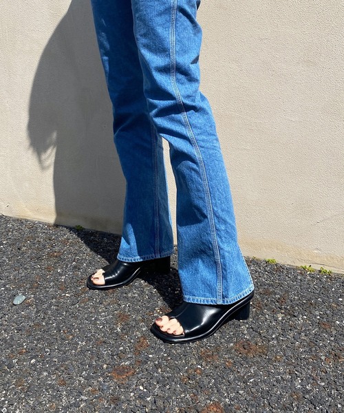 y/m by RIKA（イムバイリカ）の「オーバーカバーミュール（サンダル・レディース・オフホワイト/ブラック・LARGE/MEDIUM/SMALL）」の19枚目の写真