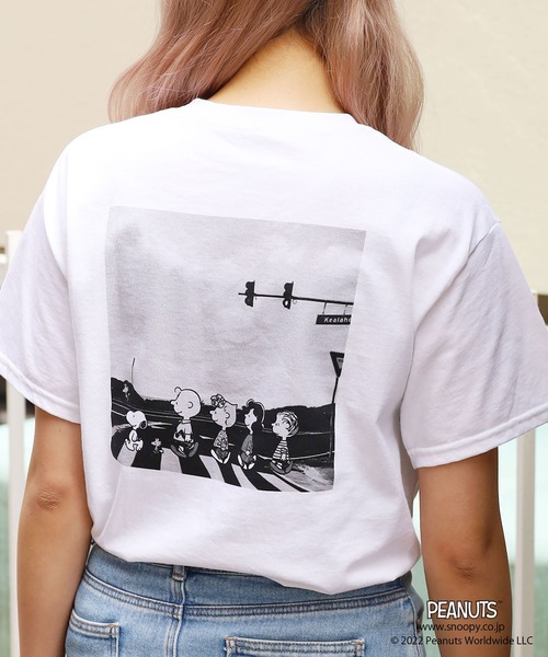 ROOPTOKYO(ループトウキョウ)の「ROOP TOKYO限定:PEANUTS フォトS/S Tee 半袖Tシャツ(Tシャツ/カットソー・メンズ・ホワイト/ブラック/グレー・S/M/L/XL)」の10枚目の写真