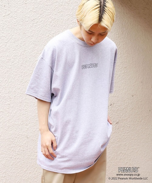 ROOPTOKYO(ループトウキョウ)の「ROOP TOKYO限定:PEANUTS フォトS/S Tee 半袖Tシャツ(Tシャツ/カットソー・メンズ・ホワイト/ブラック/グレー・S/M/L/XL)」の19枚目の写真