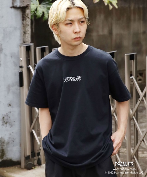 ROOPTOKYO(ループトウキョウ)の「ROOP TOKYO限定:PEANUTS フォトS/S Tee 半袖Tシャツ(Tシャツ/カットソー・メンズ・ホワイト/ブラック/グレー・S/M/L/XL)」の18枚目の写真