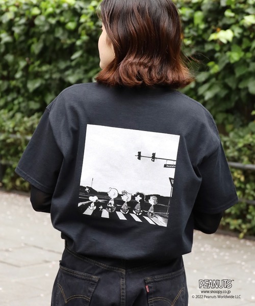 ROOPTOKYO(ループトウキョウ)の「ROOP TOKYO限定:PEANUTS フォトS/S Tee 半袖Tシャツ(Tシャツ/カットソー・メンズ・ホワイト/ブラック/グレー・S/M/L/XL)」の11枚目の写真
