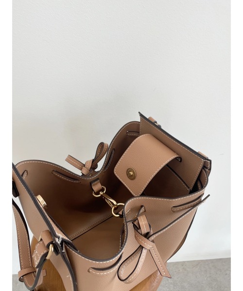 Areeam（アリーム）の「マルチWAYリボンバッグ（トートバッグ・レディース・グレイッシュベージュ/ベージュ・FREE）」の18枚目の写真