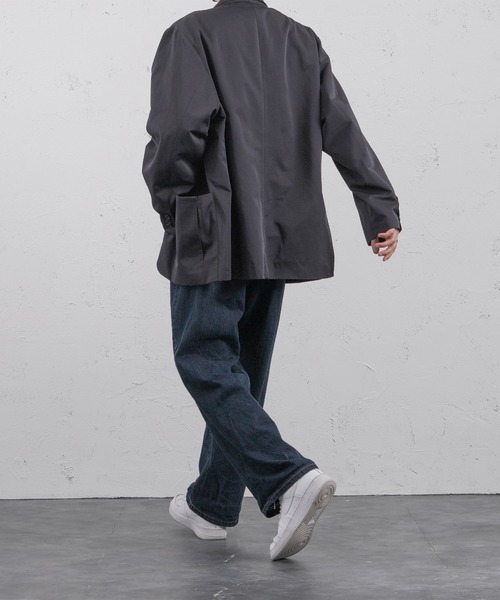 kutir（クティール）の「ルーズテーラードジャケット(セットアップ着用可！)（テーラードジャケット・メンズ・ネイビー/グレイッシュベージュ・MEDIUM/LARGE）」の8枚目の写真